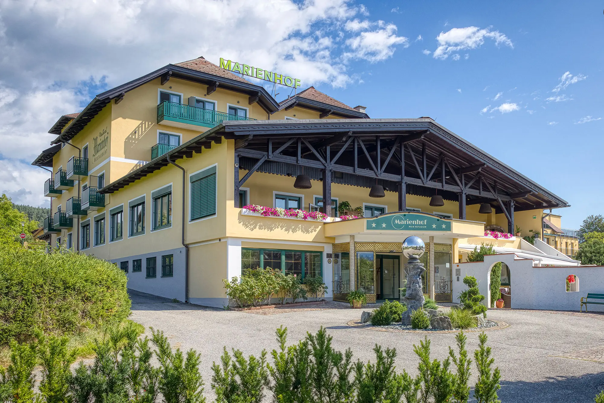 Marienhof - Hotel in Velden am Wörthersee