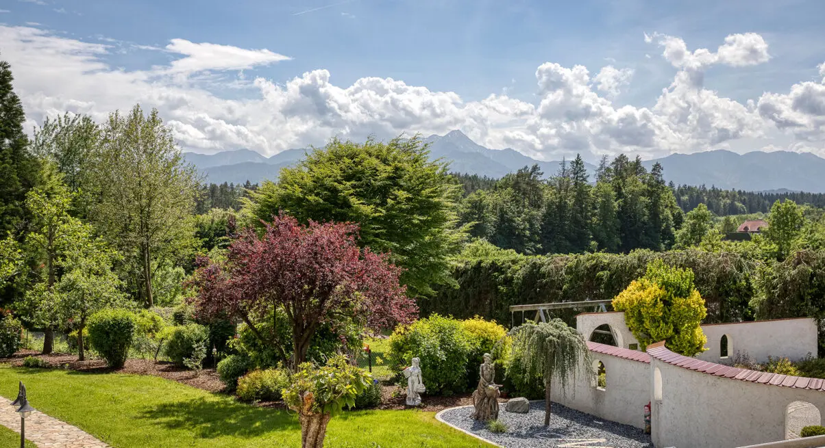 Garten - Marienhof, Hotel in Velden am Wörthersee Garten - Marienhof, Hotel in Velden am Wörthersee